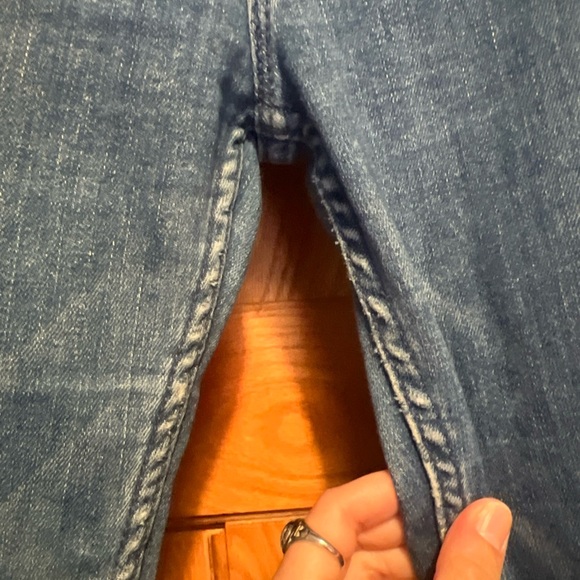 High Waisted Rider Skimp in Sorry I'm Staring MOTHER 31 Jeans - Picture 2 of 7